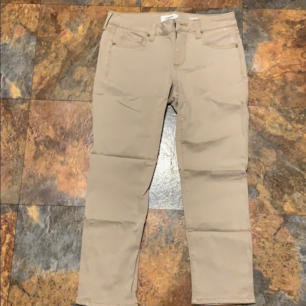 Brand new Khaki capris!!!!